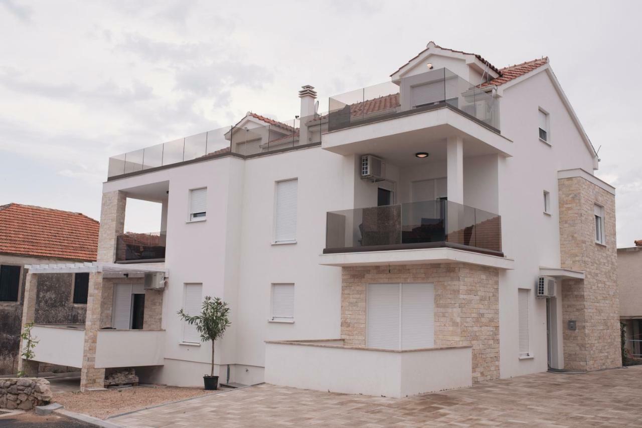 The Nikolic Suites - Villa Woegenstein Tribalj المظهر الخارجي الصورة